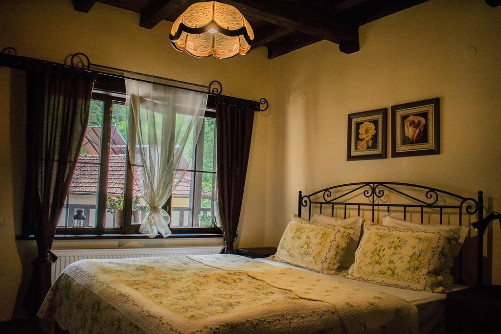 Guest House Verbena Apriltsi  Luaran gambar