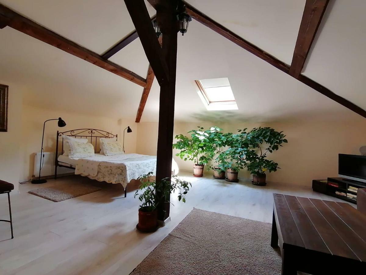 Guest House Verbena Apriltsi  Luaran gambar