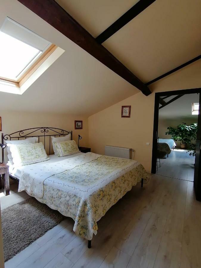 Guest House Verbena Apriltsi  Luaran gambar